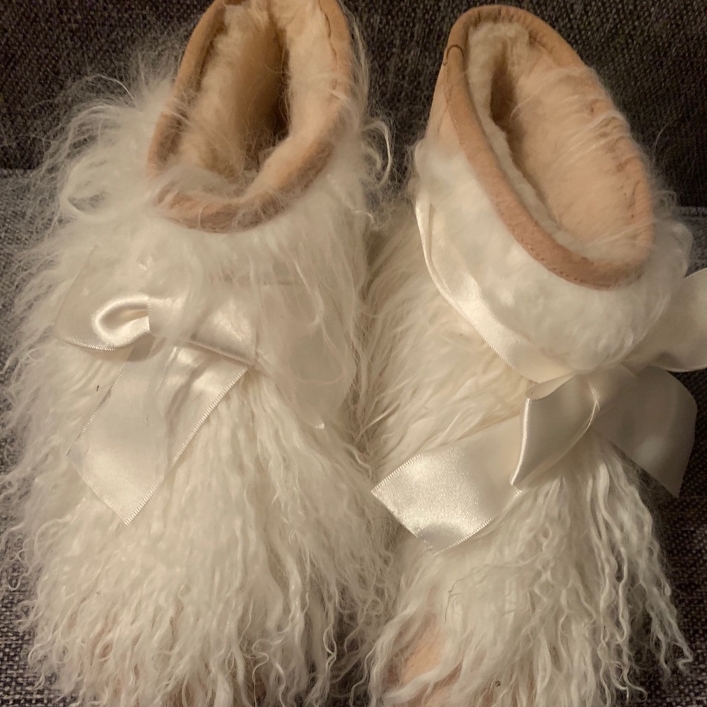 Ugg sheepskin boots